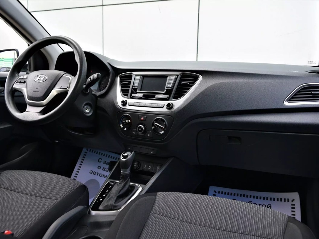 Hyundai Solaris Comfort 1.4 АКПП фото 10