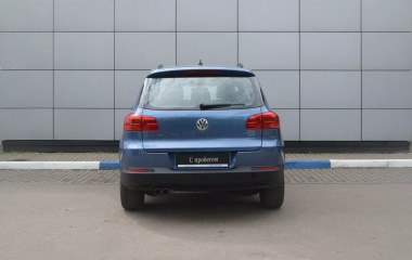 Volkswagen Tiguan 2.0 АКПП превью 7