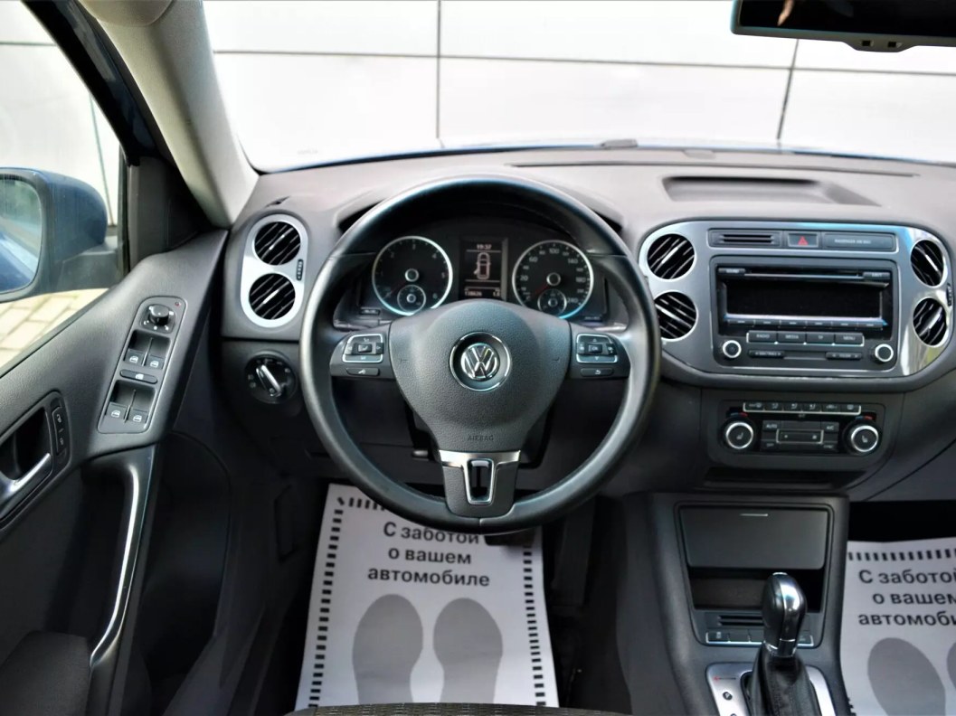 Volkswagen Tiguan 2.0 АКПП фото 12