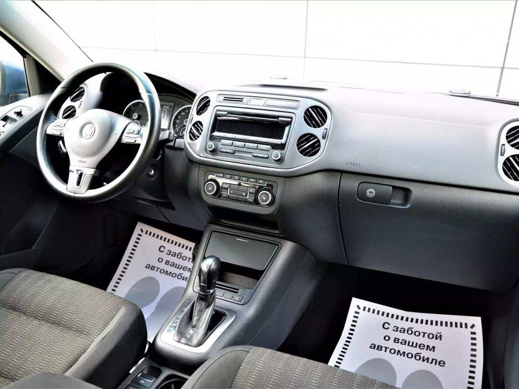 Volkswagen Tiguan 2.0 АКПП фото 17