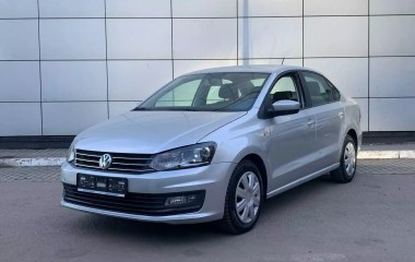 Volkswagen Polo Comfortline 1.6 АКПП превью 3