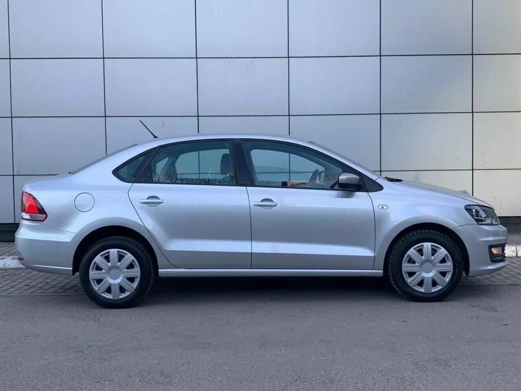 Volkswagen Polo Comfortline 1.6 АКПП фото 4