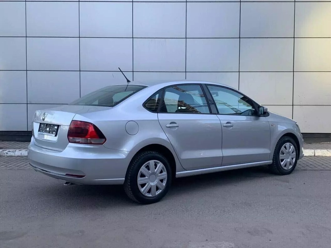 Volkswagen Polo Comfortline 1.6 АКПП фото 6
