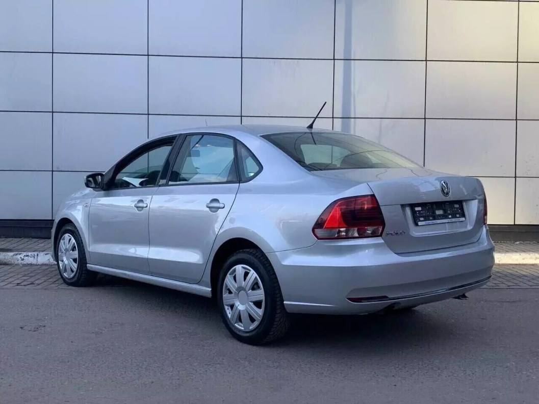 Volkswagen Polo Comfortline 1.6 АКПП фото 8