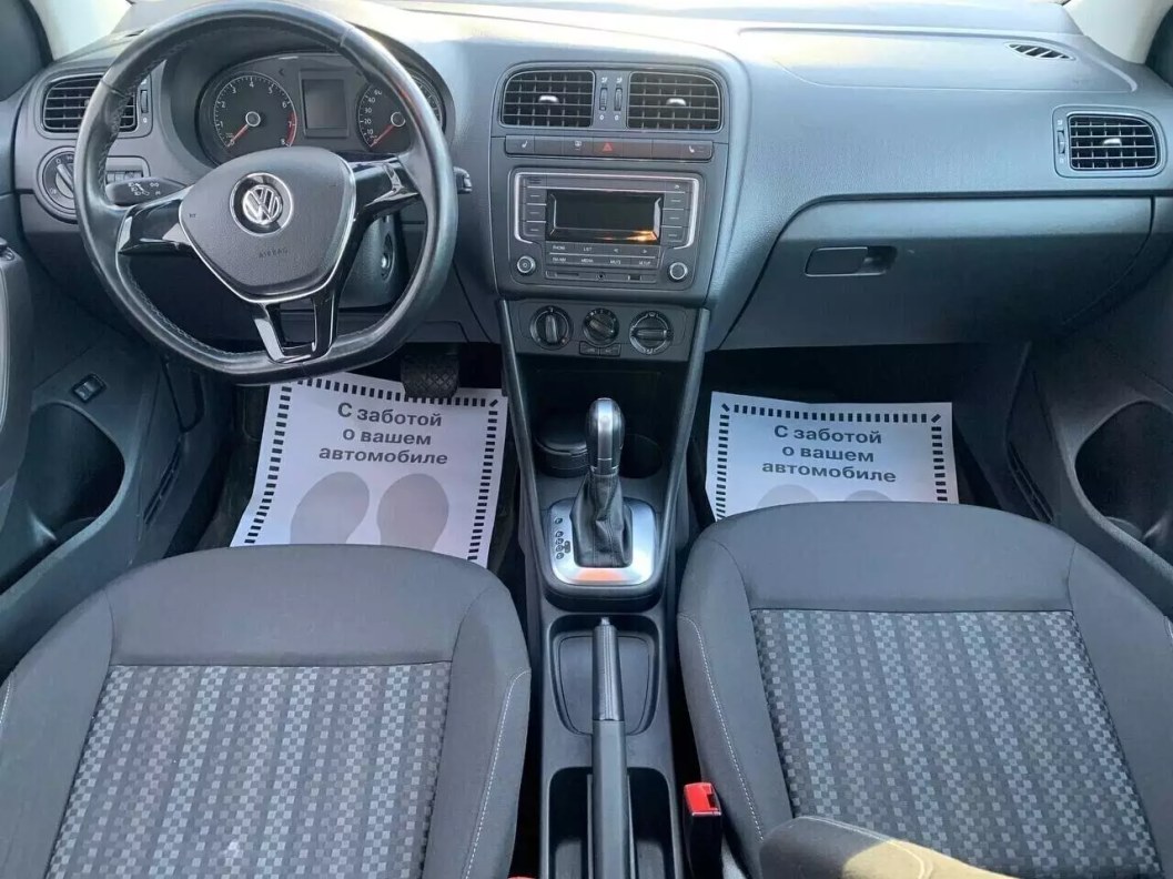 Volkswagen Polo Comfortline 1.6 АКПП фото 10