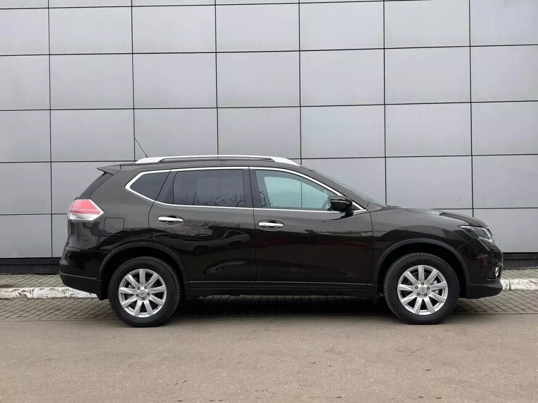 Nissan X-Trail 1.6 МКПП фото 4