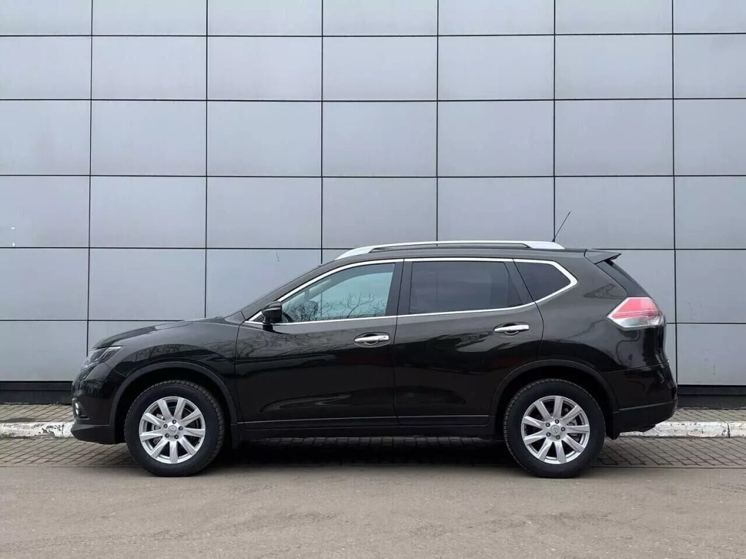 Nissan X-Trail 1.6 МКПП фото 5