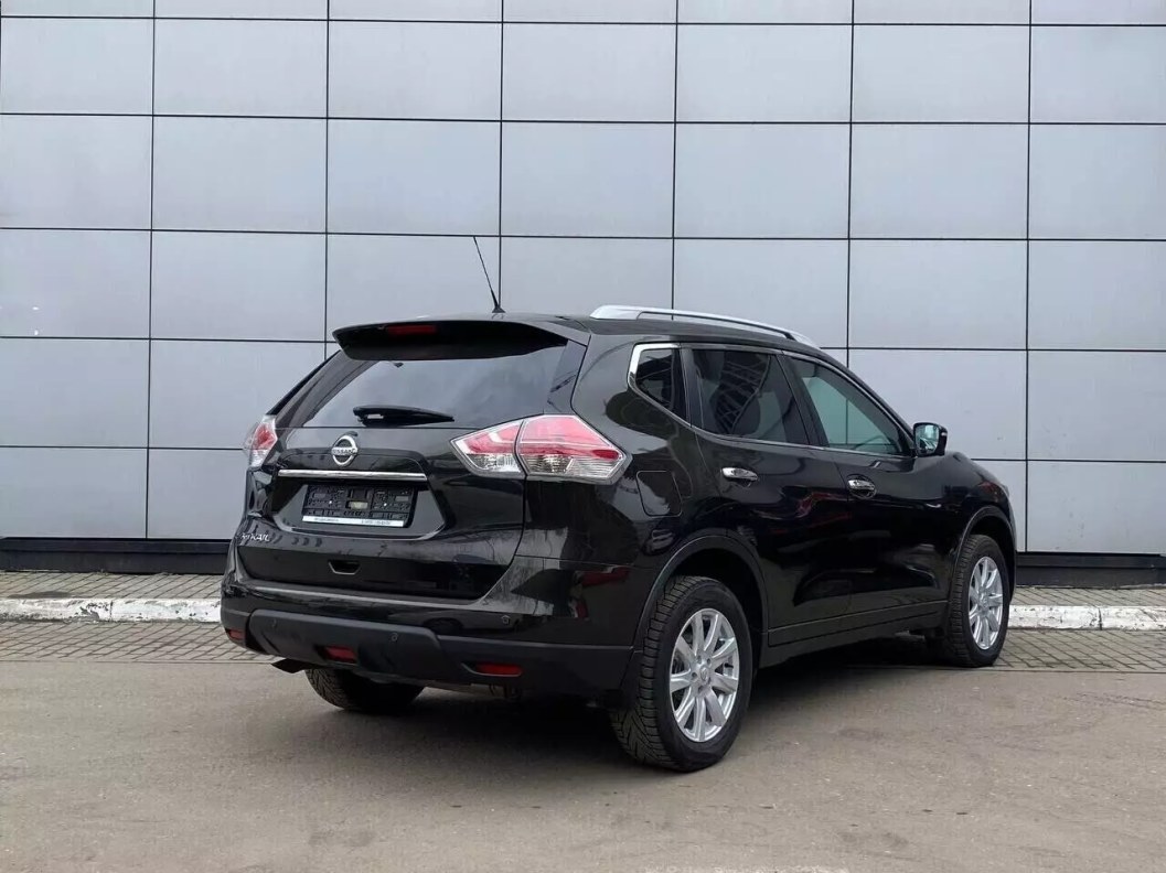 Nissan X-Trail 1.6 МКПП фото 6