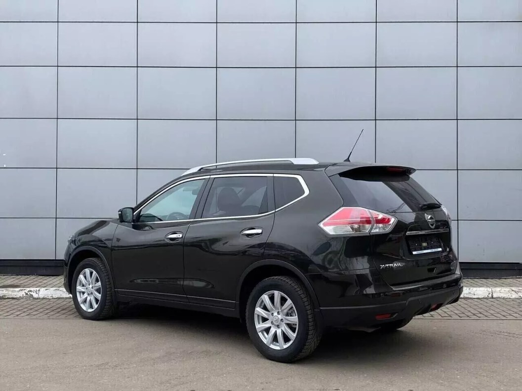 Nissan X-Trail 1.6 МКПП фото 8