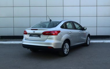 Ford Focus Trend 1.6 МКПП превью 4