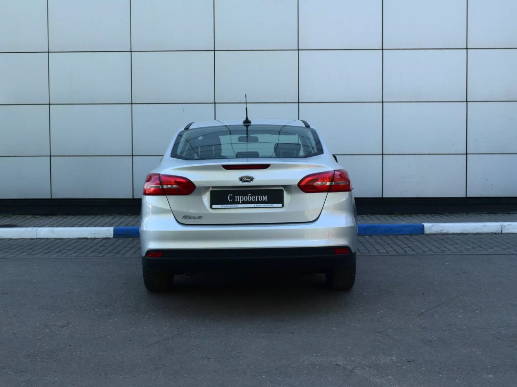 Ford Focus Trend 1.6 МКПП фото 5