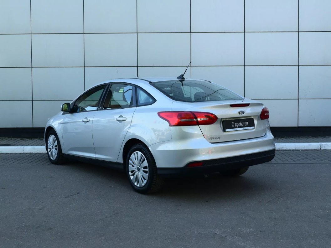 Ford Focus Trend 1.6 МКПП фото 6