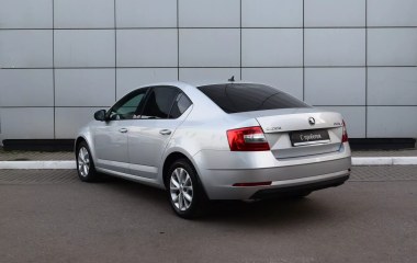 Skoda Octavia Style 1.4 АМТ превью 8