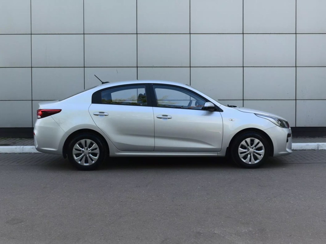 Kia Rio Comfort 1.6 АКПП фото 4