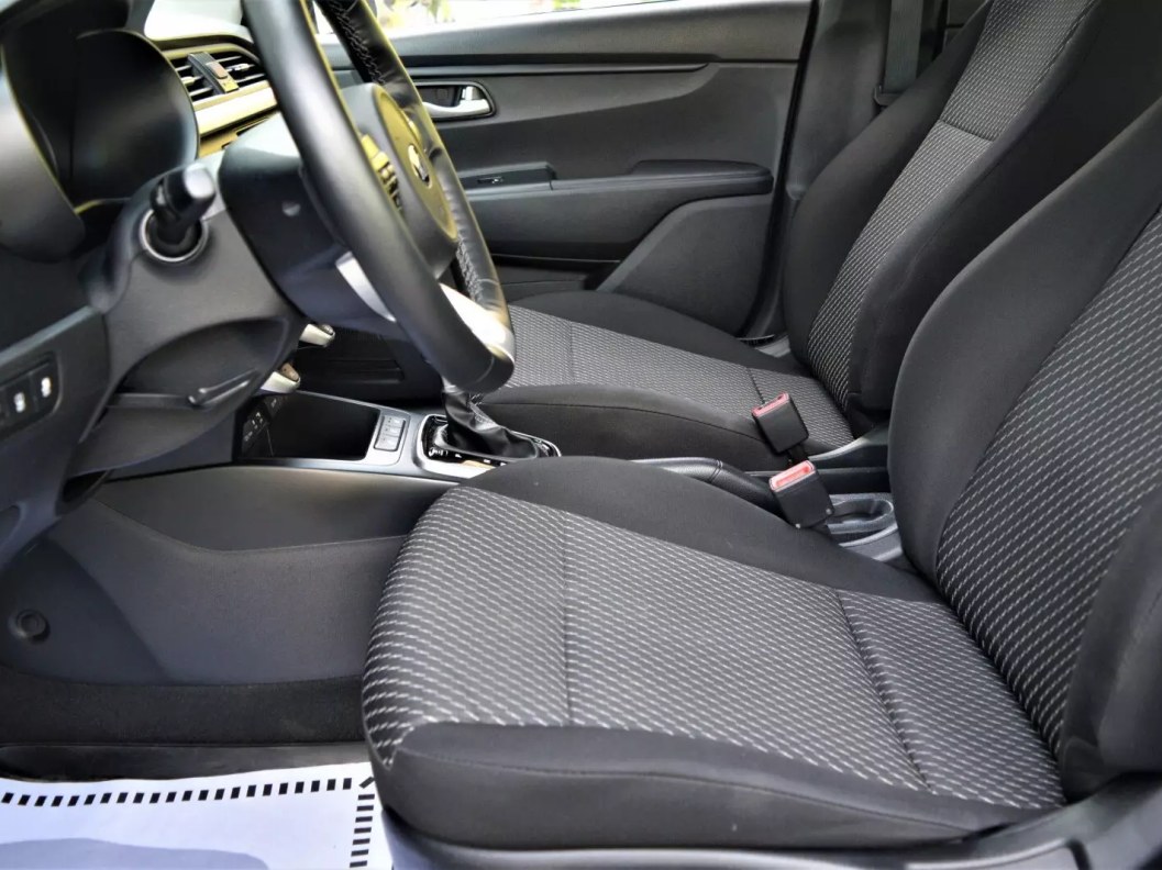 Kia Rio Comfort 1.6 АКПП фото 9