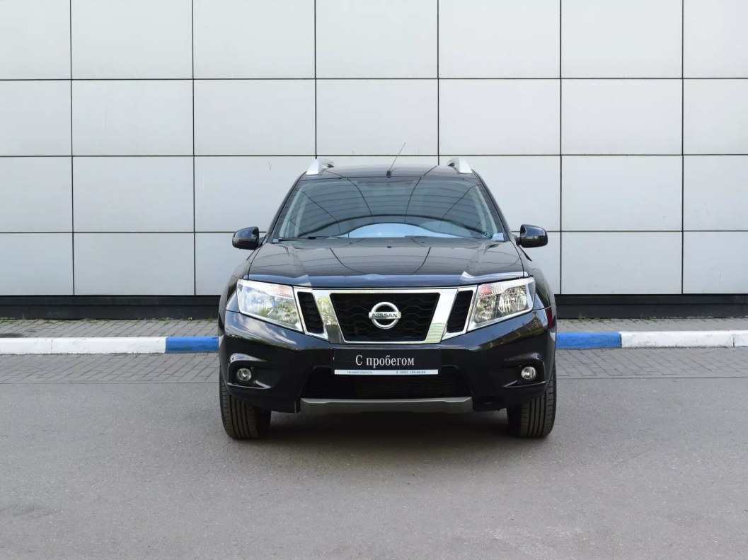 Nissan Terrano Comfort 1.6 МКПП фото 2