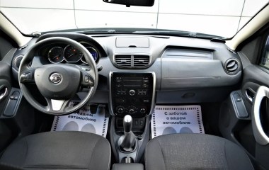 Nissan Terrano Comfort 1.6 МКПП превью 9