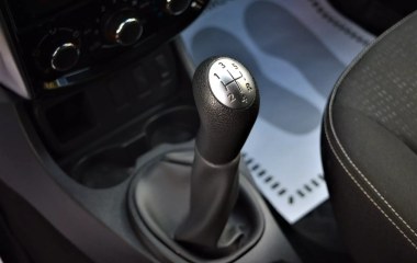 Nissan Terrano Comfort 1.6 МКПП превью 15