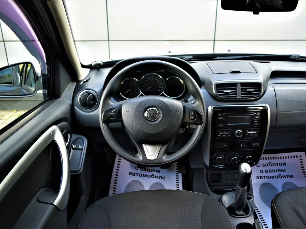 Nissan Terrano Comfort 1.6 МКПП фото 17
