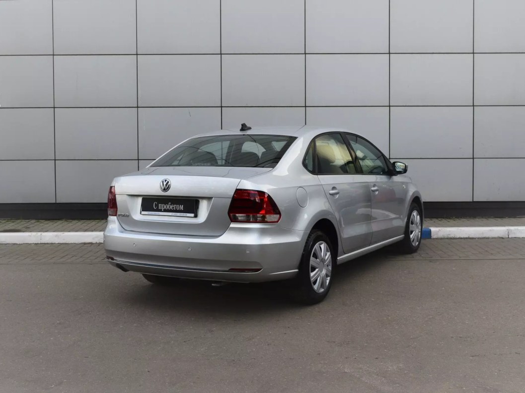 Volkswagen Polo Comfortline 1.6 АКПП фото 6