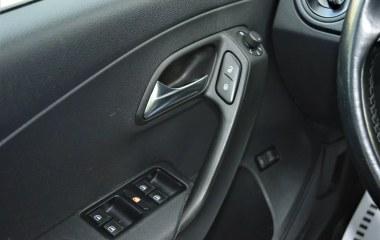 Volkswagen Polo Comfortline 1.6 АКПП превью 15