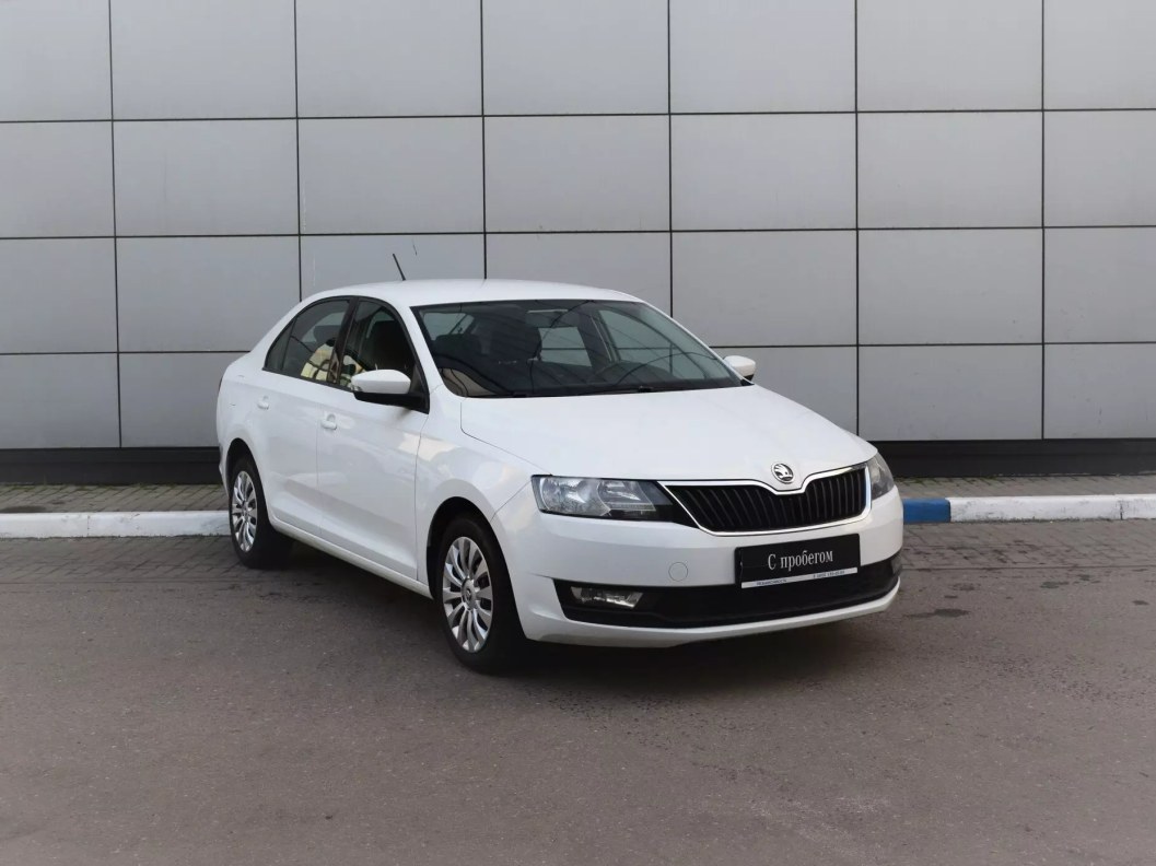 Skoda Rapid 1.6 АКПП фото 1