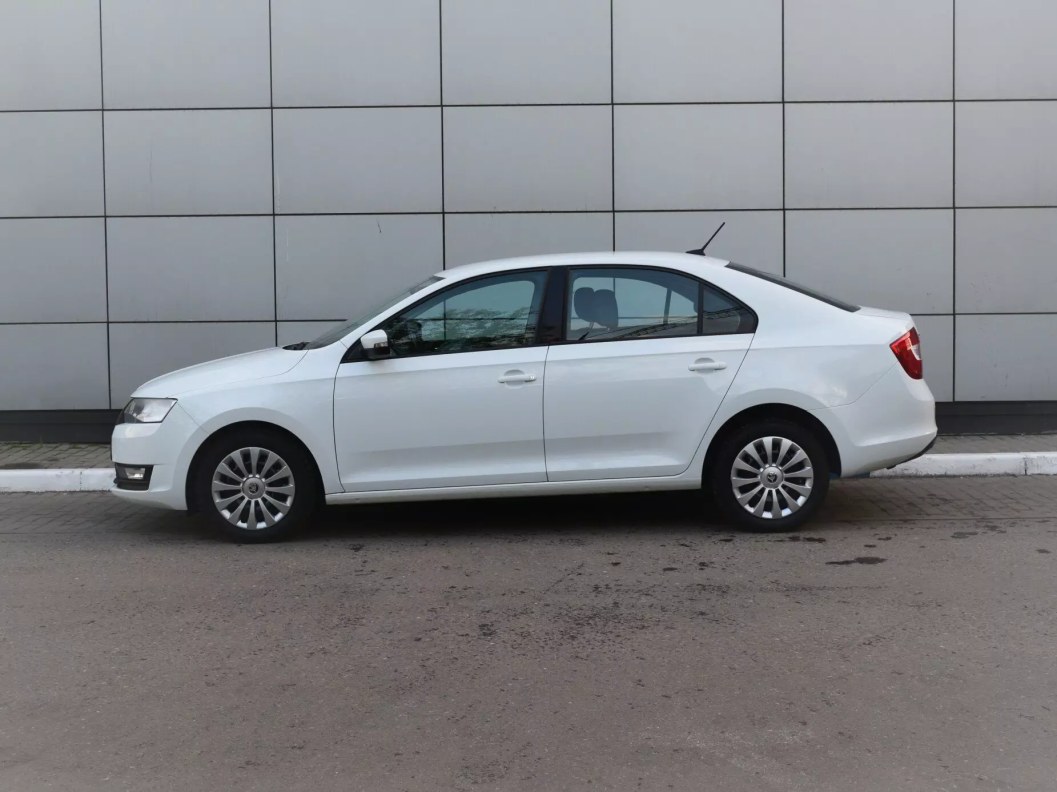 Skoda Rapid 1.6 АКПП фото 5