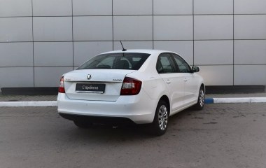 Skoda Rapid 1.6 АКПП превью 6