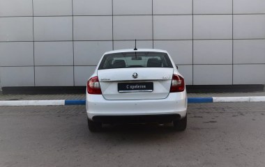 Skoda Rapid 1.6 АКПП превью 7