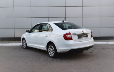 Skoda Rapid 1.6 АКПП превью 8