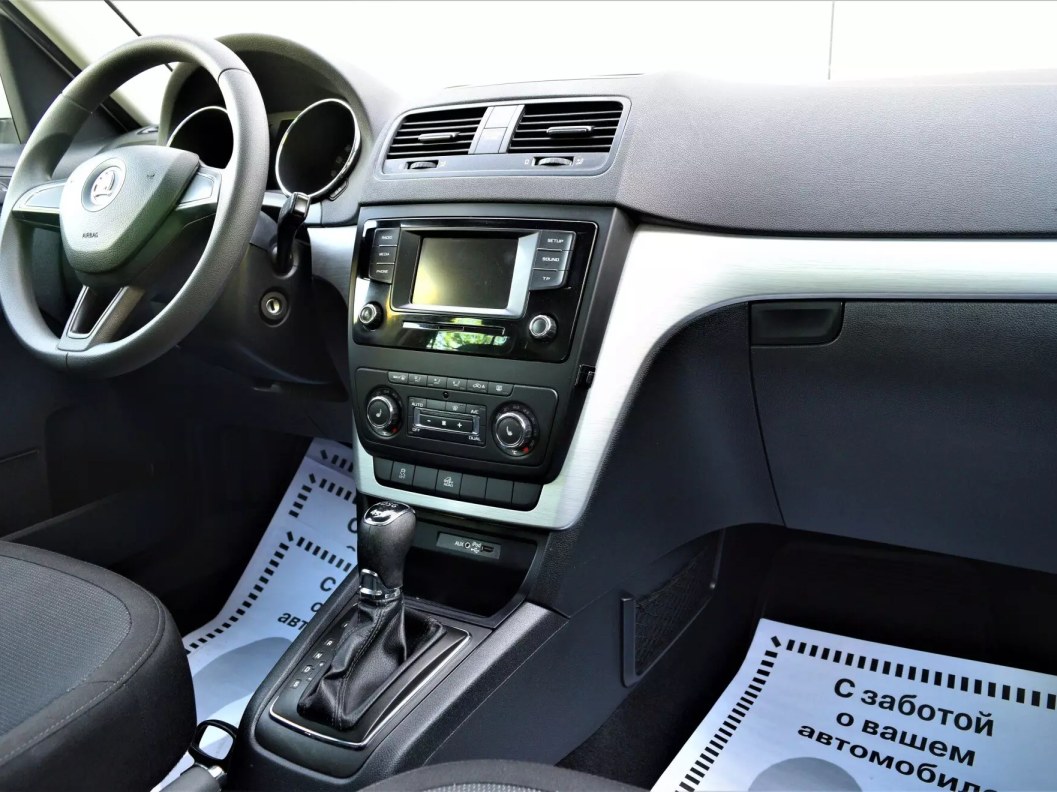 Skoda Yeti Style 1.8 DSG фото 9