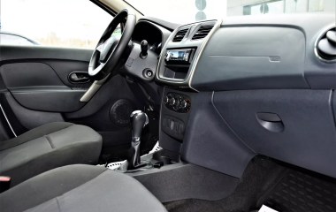 Renault Logan Life 1.6 АКПП превью 9