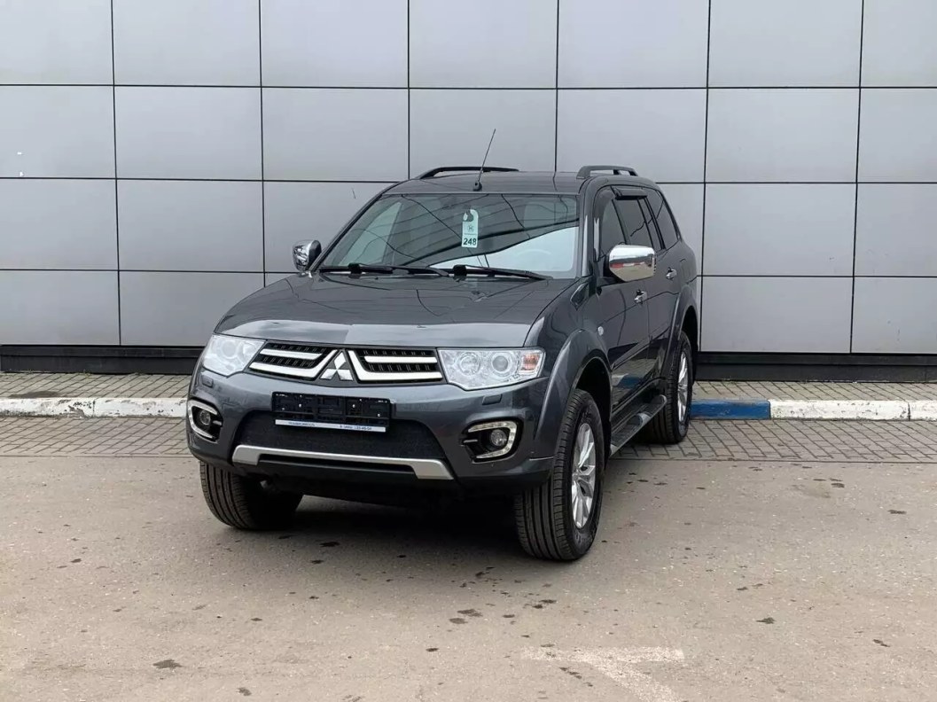 Mitsubishi Pajero Sport Ultimate S03 2.5 АКПП фото 3