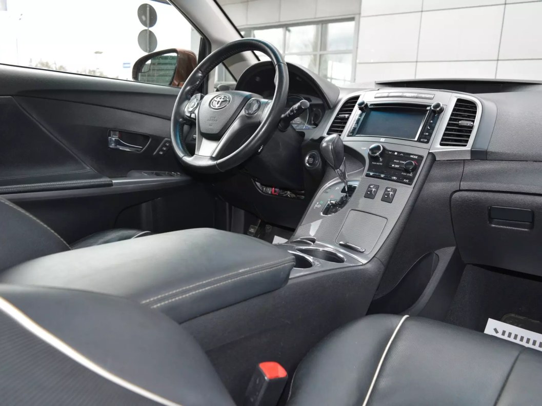 Toyota Venza Престиж 2.7 АКПП фото 11