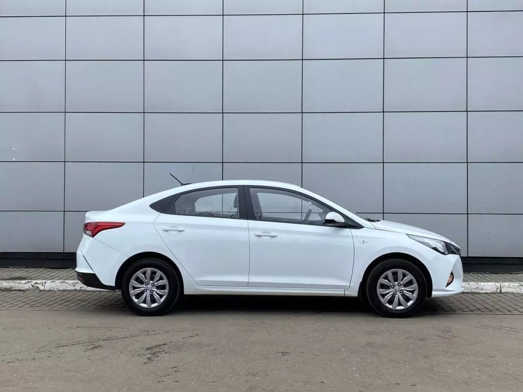 Hyundai Solaris 1.6 АКПП фото 4
