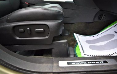 Ford Explorer Sport 3.5  превью 12