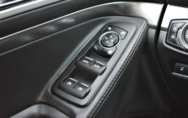 Ford Explorer Sport 3.5  превью 13