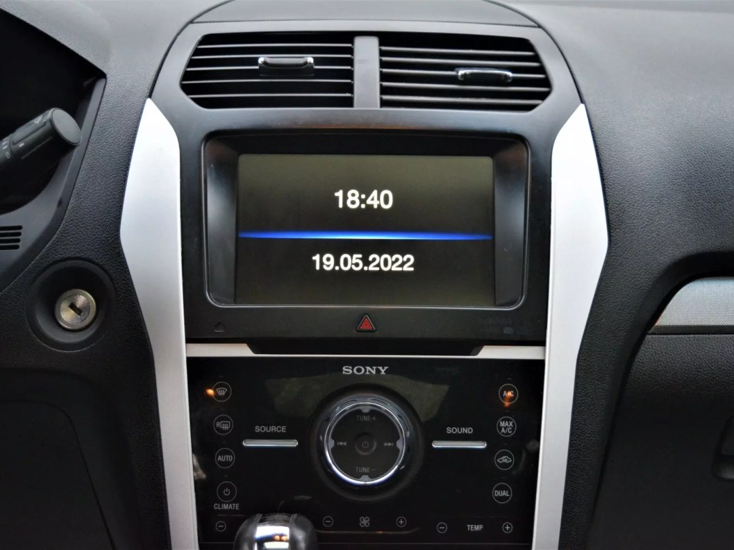 Ford Explorer Sport 3.5  фото 15