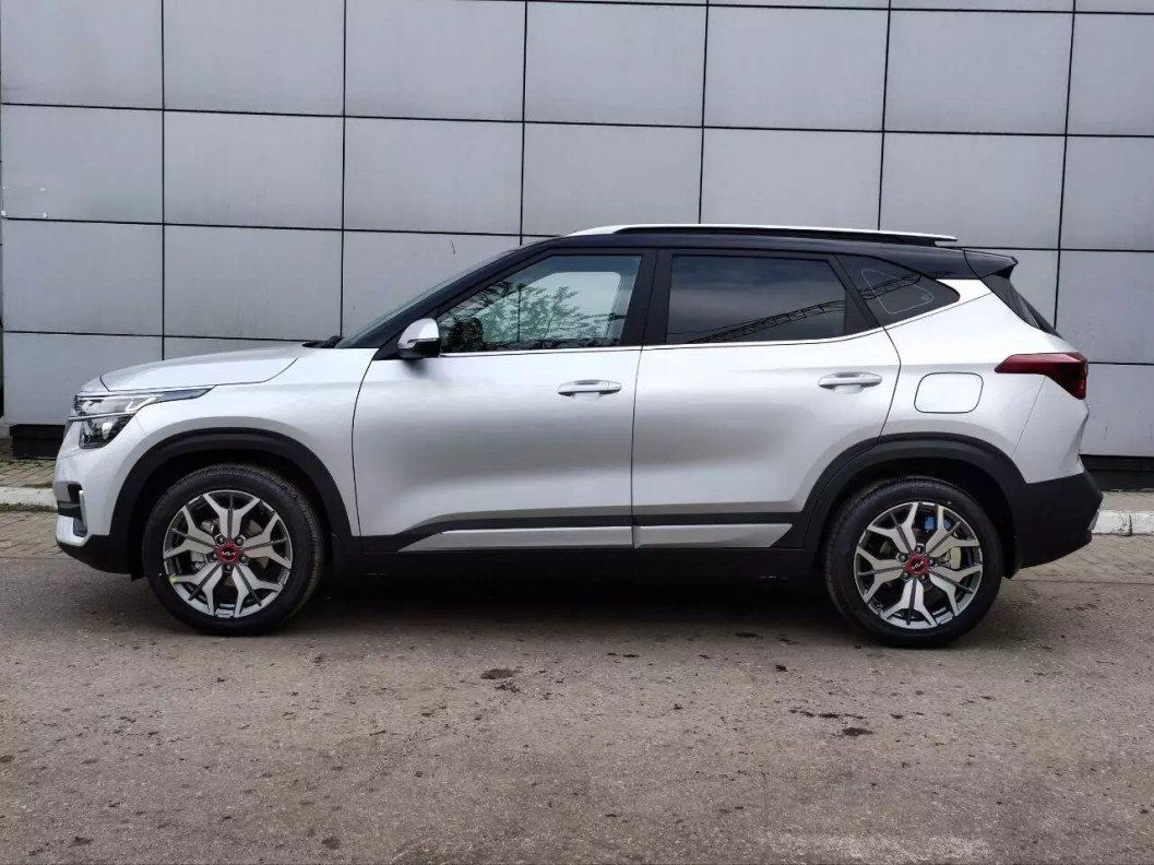 Kia Seltos 4WD CVT фото 4