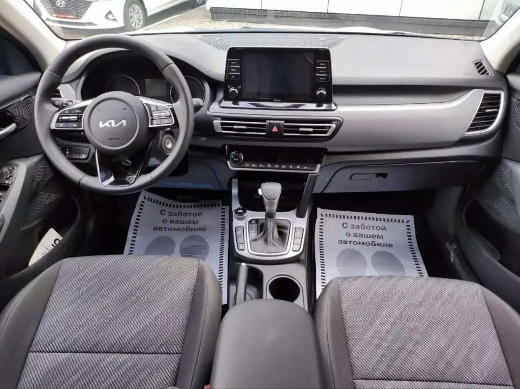 Kia Seltos 4WD CVT фото 10
