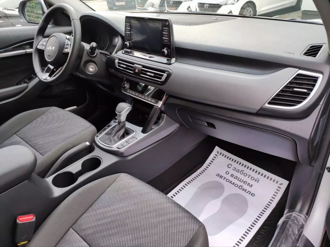 Kia Seltos 4WD CVT фото 11