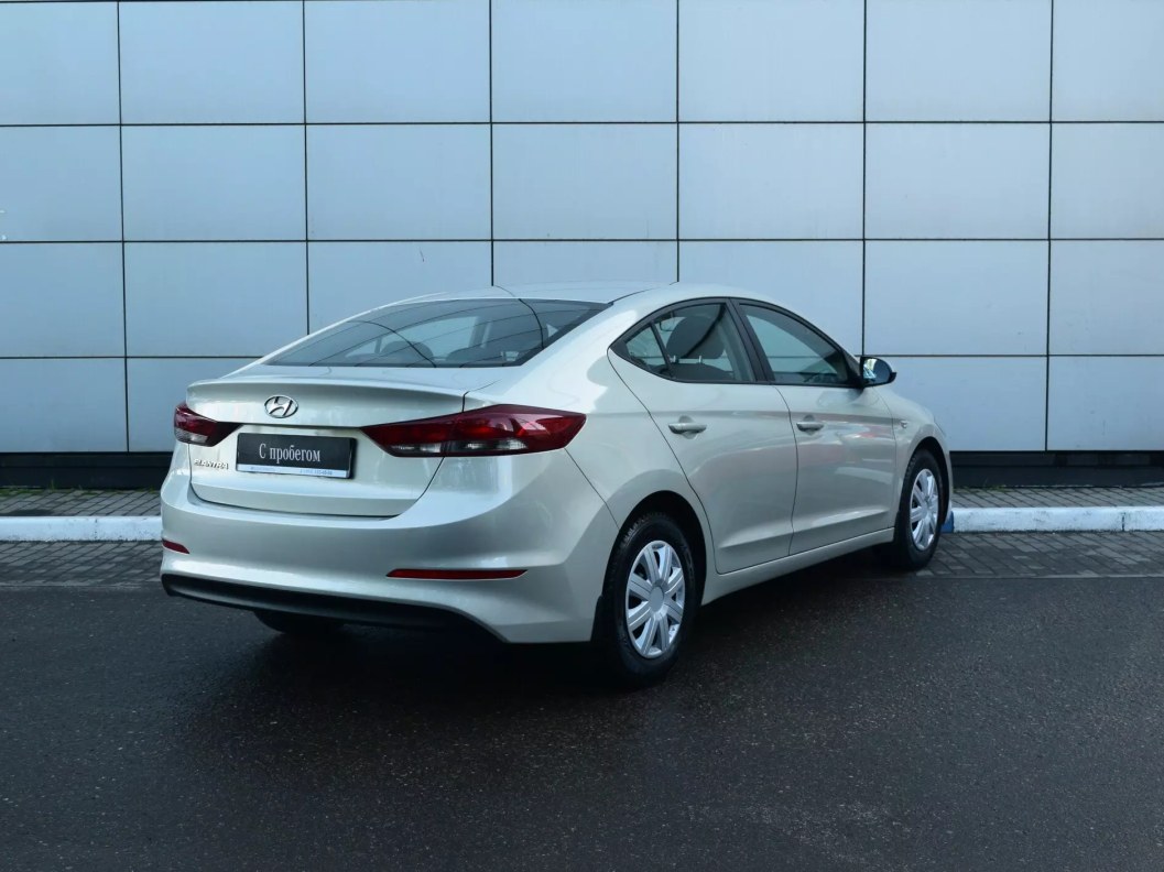 Hyundai Elantra Active 1.6 АКПП фото 7
