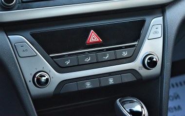 Hyundai Elantra Active 1.6 АКПП превью 18