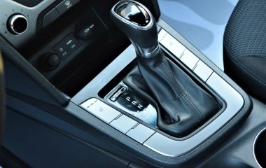 Hyundai Elantra Active 1.6 АКПП превью 19