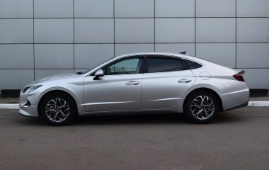 Hyundai Sonata бензин, АКПП, передний привод  превью 4