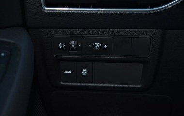 Hyundai Sonata бензин, АКПП, передний привод  превью 16