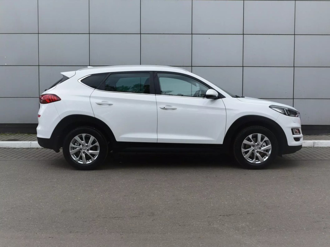 Hyundai Tucson Family 2.0 АКПП фото 4