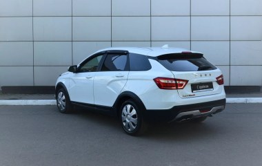 ВАЗ (Lada) Vesta GFK32-52-XK2 Luxe Multimedia 1.8 АМТ превью 5