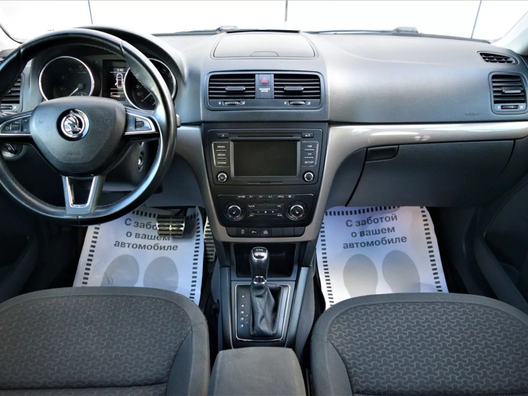 Skoda Yeti Style 1.8 DSG фото 8