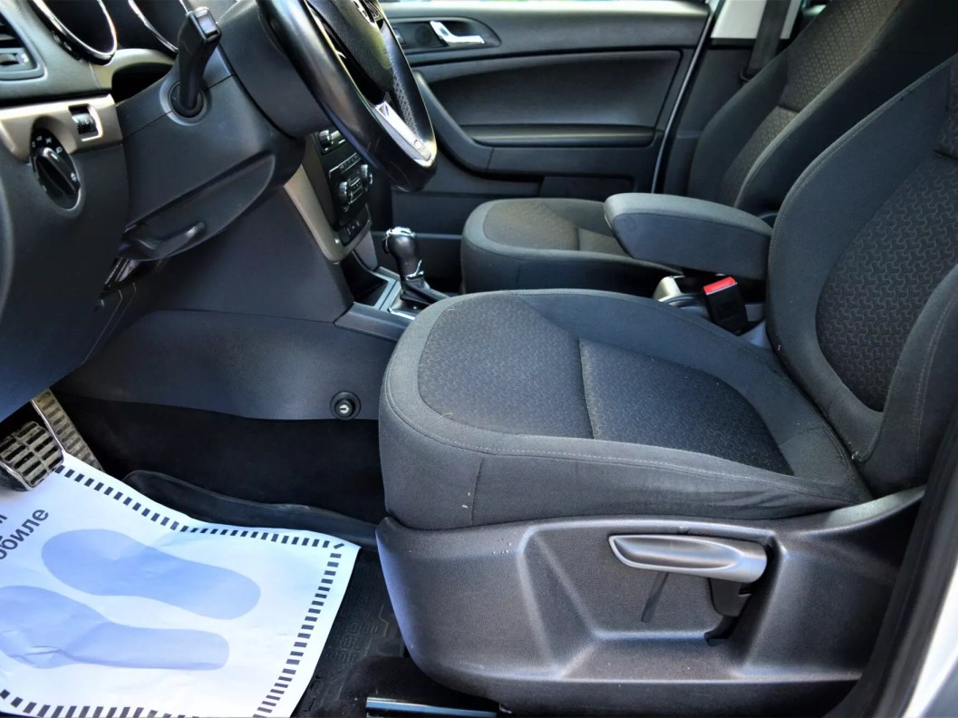 Skoda Yeti Style 1.8 DSG фото 16